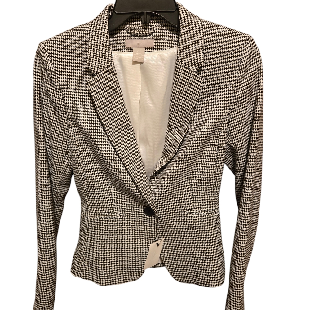 🛍H&M ladies fitted blazer, size 2, NWT, houndstooth pattern